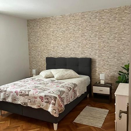 Apartman Natali 弗尔萨尔 外观 照片