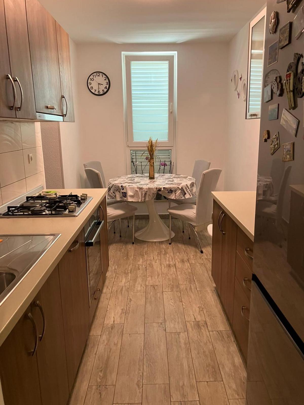 Apartman Natali 弗尔萨尔 外观 照片